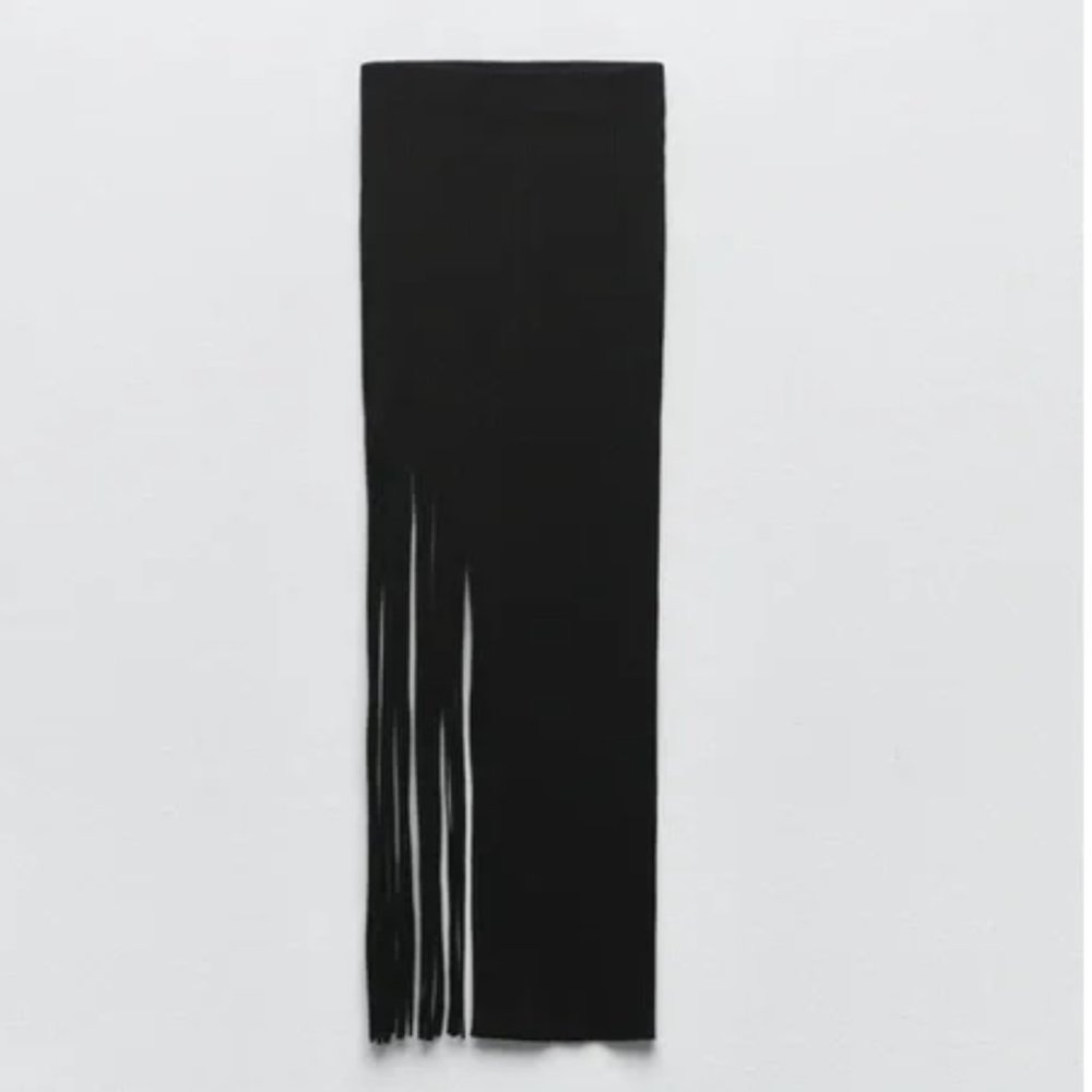 NWT Zara fringed ribbed skirt black